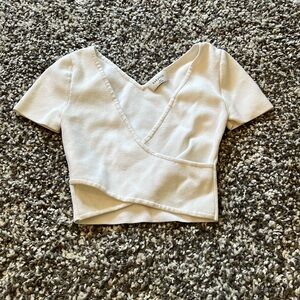 Aritzia White Top size xxs